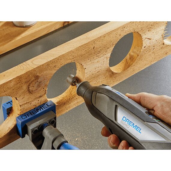 DREMEL 8240 12V ROTARY TOOL KIT 8240-5 12V F0138240NA