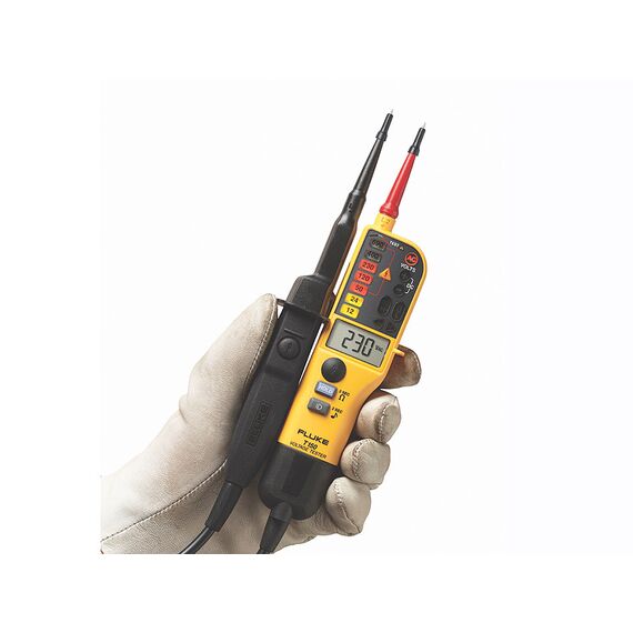 FLUKE T150 LCD VOLTAGE AND CONTINUITY TESTER 690V, 2 FLUKE T150 LCD VOLTAGE AND CONTINUITY TESTER 690V