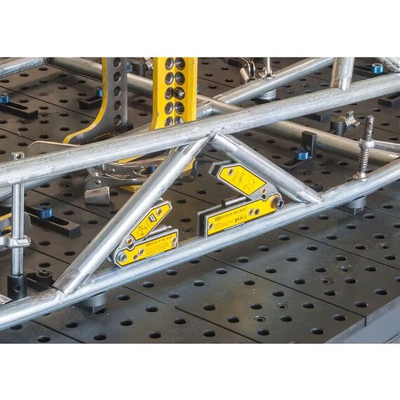 STRONG HAND ADJUSTABLE MAGNET 15KG MAGA-MLA600