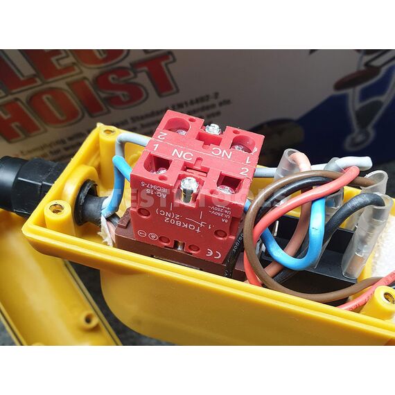 LIFFU EMERGENCY SWITCH 2NC 8A 250V