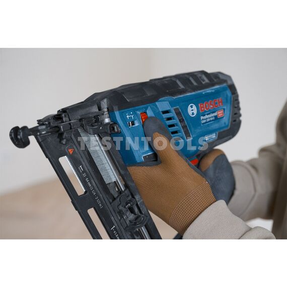 BOSCH 18V BRUSHLESS FINISHING NAILER TOOL ONLY GNH18V-64-2