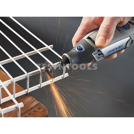 DREMEL 3000 ROTARY TOOL WITH 82 ACCESSORIES 3000-N/82ARG 220V F0133000DM